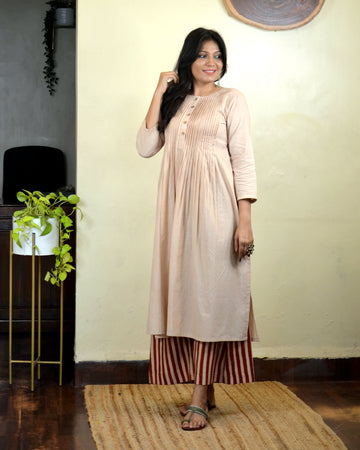 Dots n Matrix-Handloom Pin Tuck Kurti
