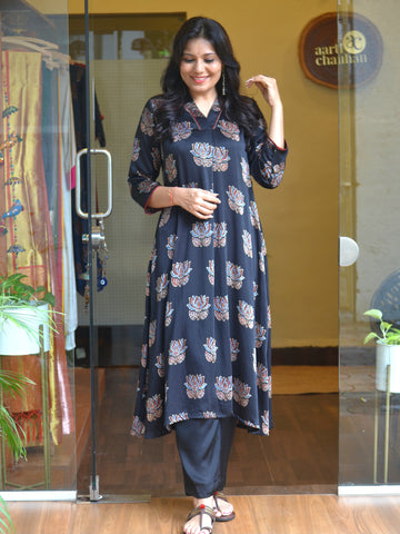 Meher-Modal Silk Lotus Kurti Black