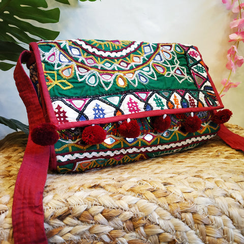 Vintage Kutchi Embroidery Handbag 5