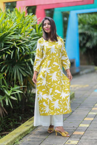 "Phool"- Pin Tucks Kurti Green