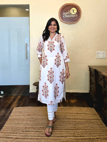 Nazakat - Mughal Butta Side Slit Kurti