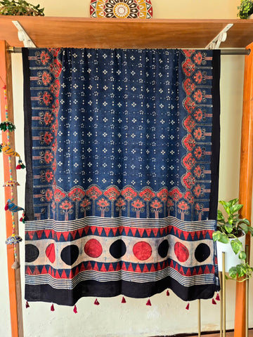 Ajrakh Hand Block Delicate Floral Printed Cotton Dupatta - Indigo