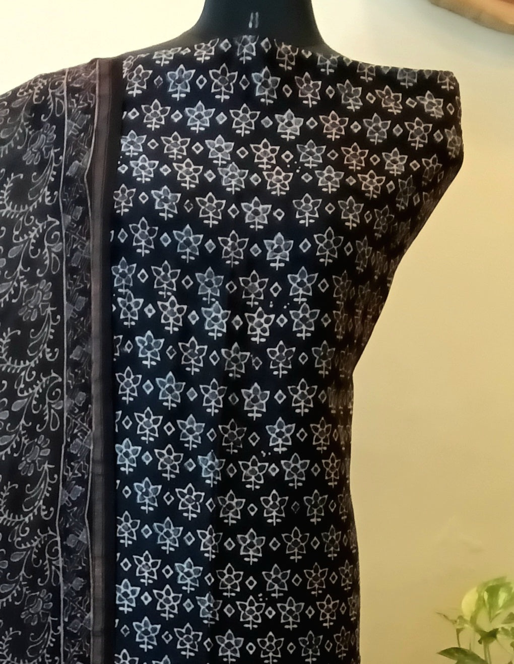 Ajrakh Chanderi Unstitched Floral Kurta Dupatta Set - Black 1