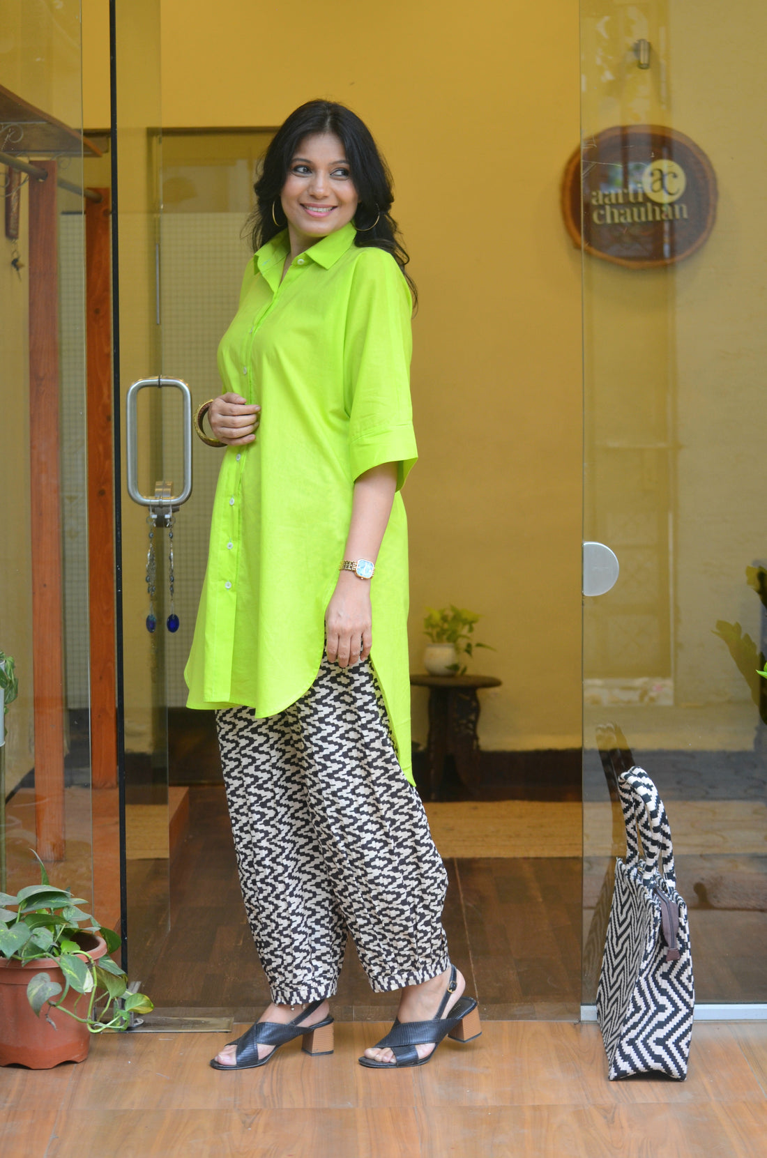 Monochrome Lantern Pants
