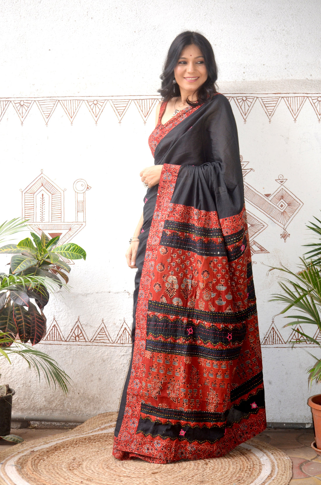 Mul Cotton Hand Embroidered Saree Black rust1