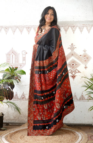 Mul Cotton Hand Embroidered Saree Black rust2