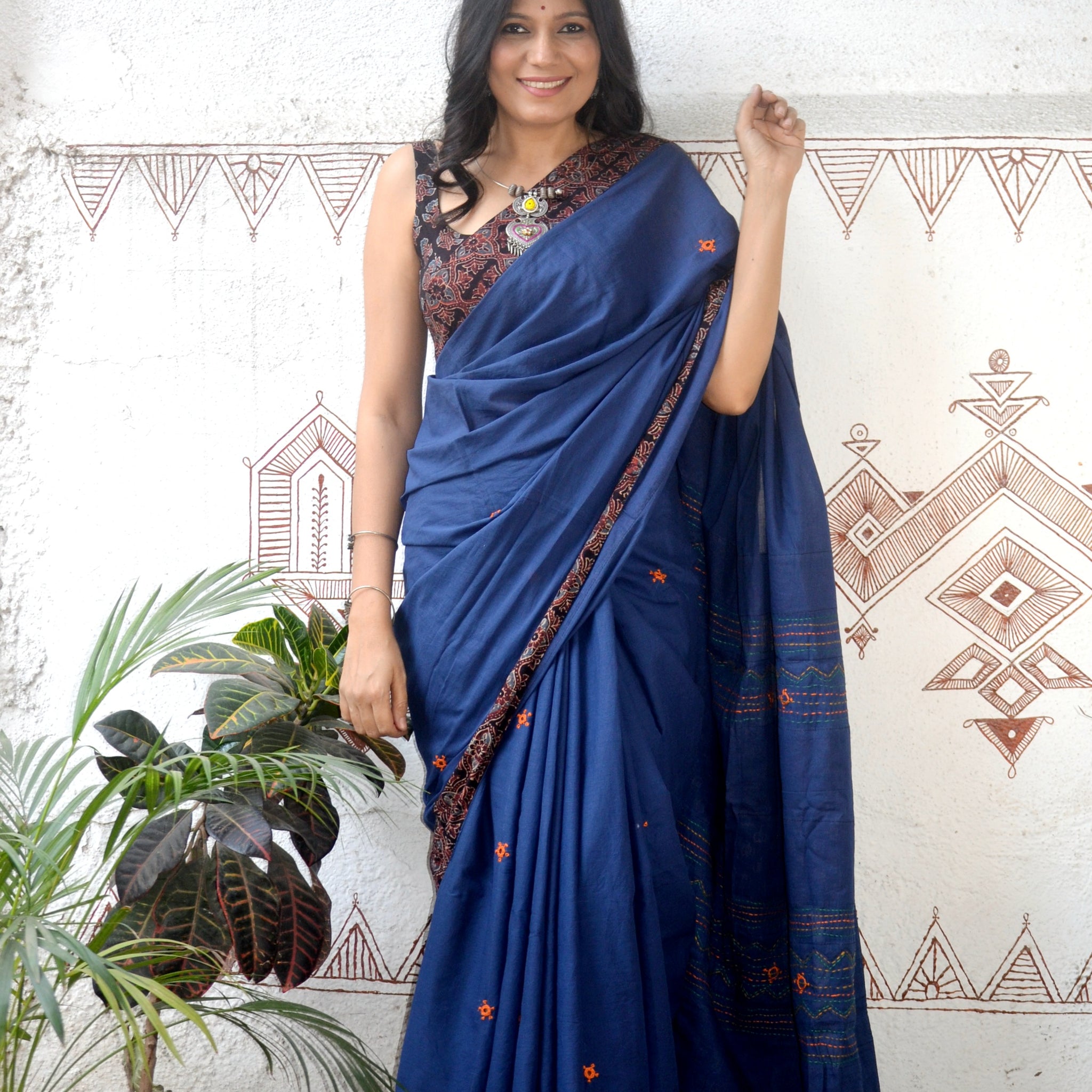 Mul Cotton Hand Embroidered Saree Blue black