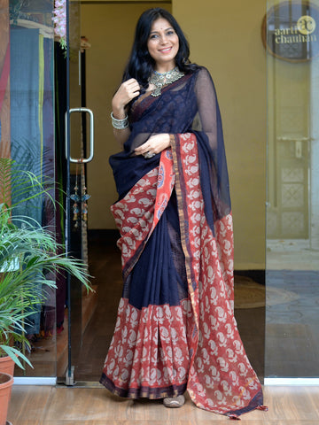 'Pakhi'-Kota Doria Ajrkh Patch Work Saree Black2