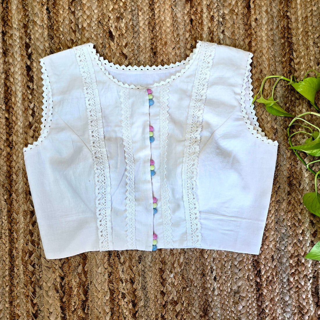 Kamalkari-Woven Jamdani Blouse Sleeveless