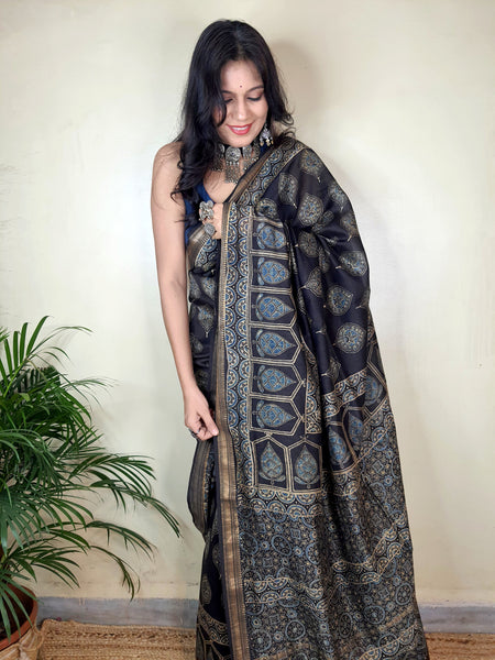 Meher- Ajrakh Maheshwari Silk Saree3