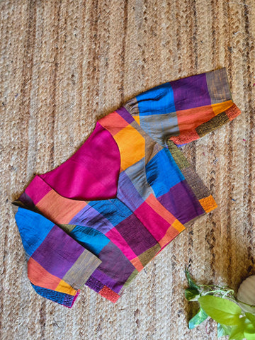 Rang Chowkdi Handloom Madras Checks Elasticated Blouse