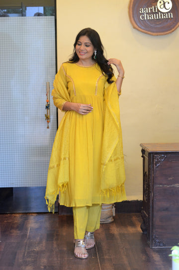 Utsav - Crushed Cotton Silk Set Yellow