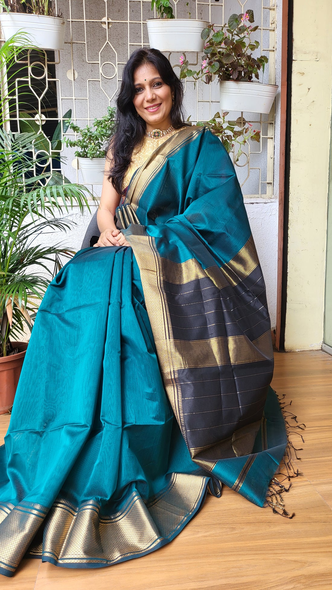 "Gauri" Maheshwari Silk Handloom Saree- Peacock Blue