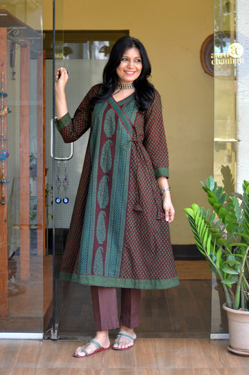 Bagh-e-Noor Kali Kurta - Green