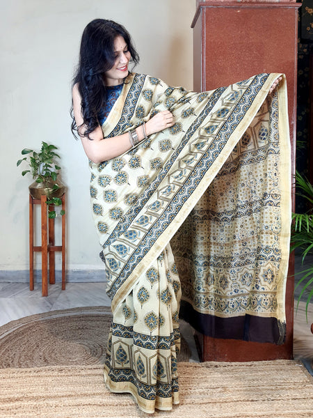 Meher- Ajrakh Maheshwari Silk Saree5