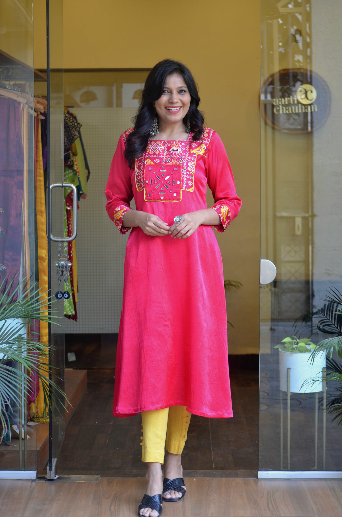 Hastkari-Pink Patola Kurti