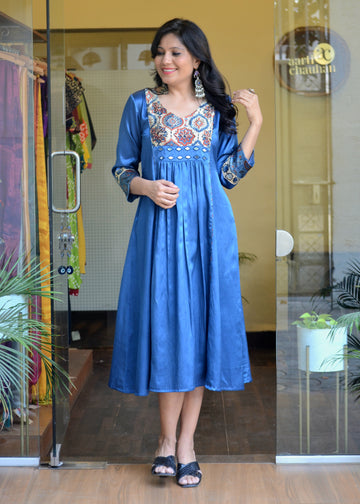 Hastkari- Mashroo Silk Indigo Kurti