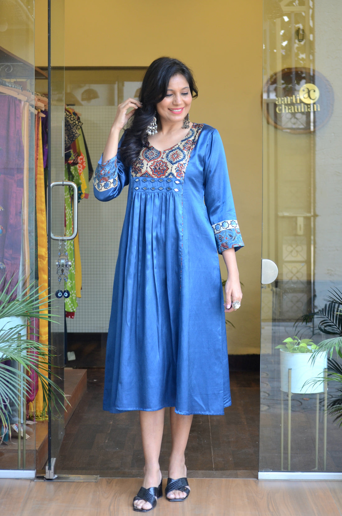 Hastkari- Mashroo Silk Indigo Kurti