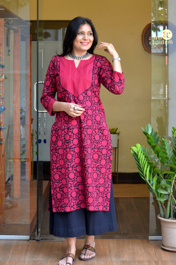 Bagh-e-Noor Straight Fit Kurta -Pink