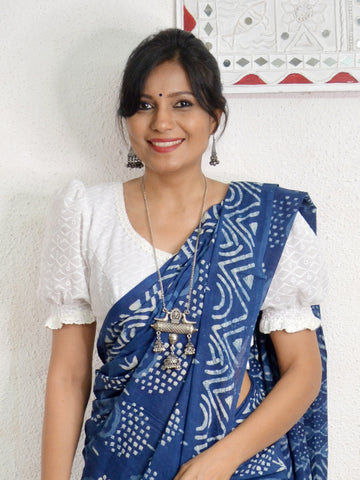 ' Guldavari' - White Cotton Chikan Blouse