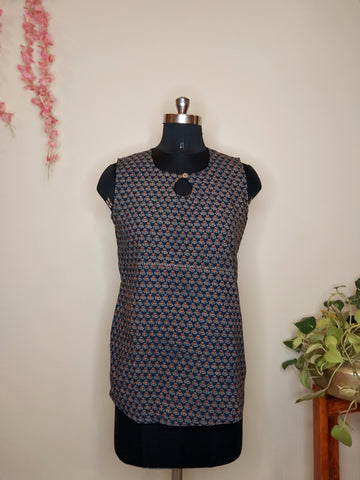 Ajrakh Floral print Short Kurti-Indigo