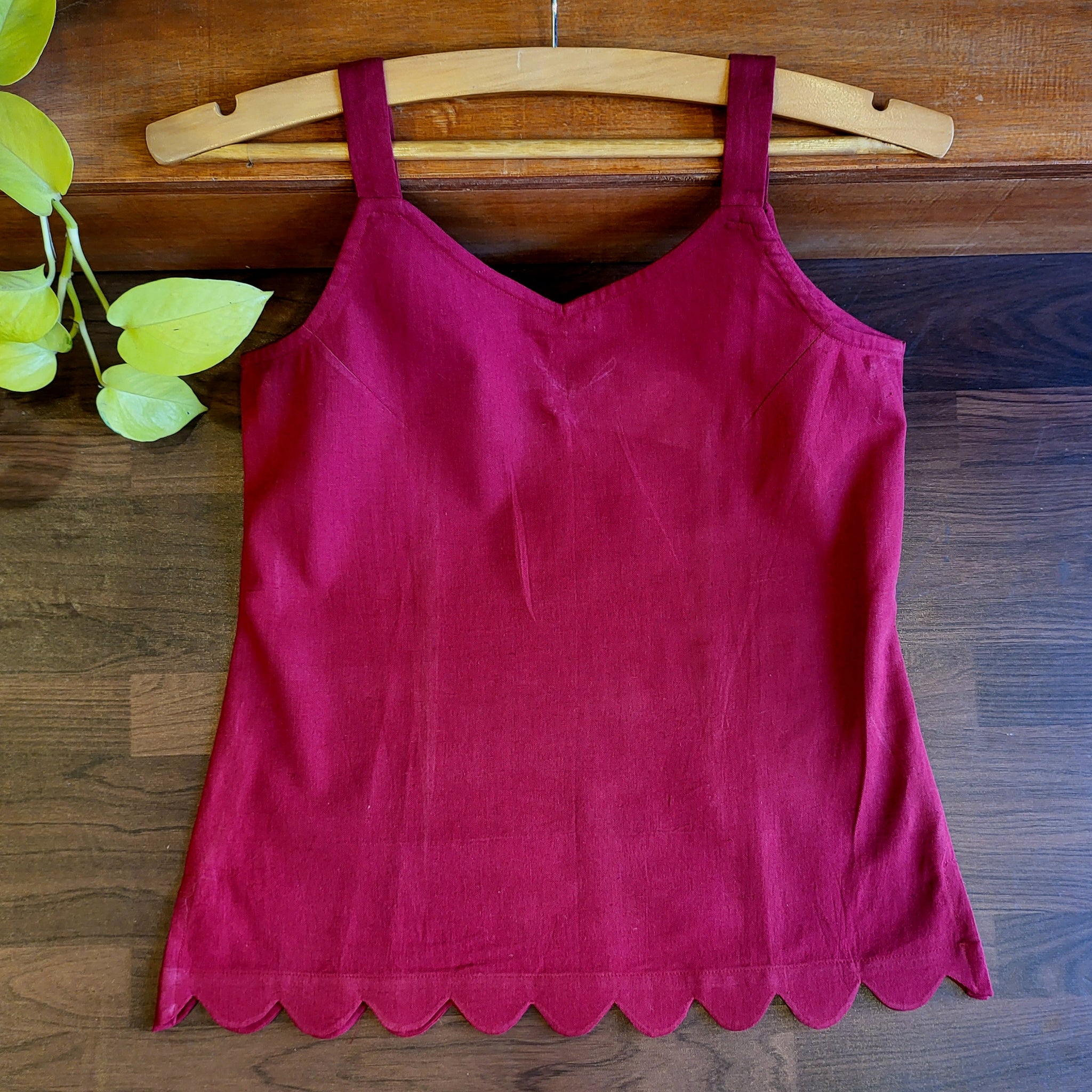 Scallops Short Kurti-Maroon