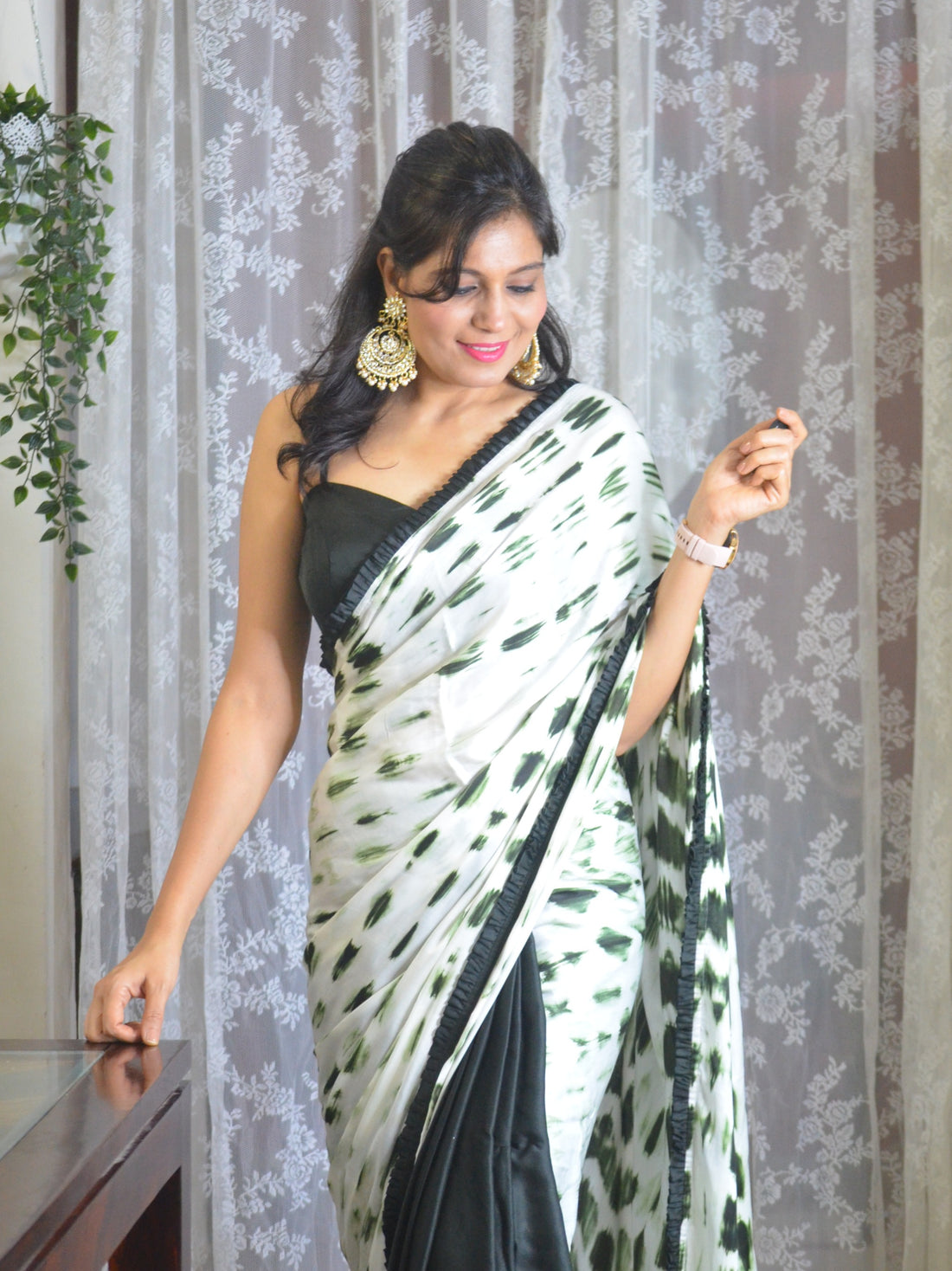 'Barish ki Boonde' -Tie and Dye half and half saree Bottle Green