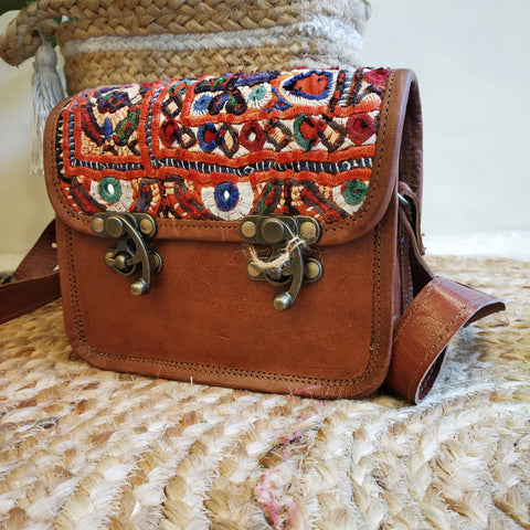 Kutch Embroidery Hand Made sling square bag Indian – Smris